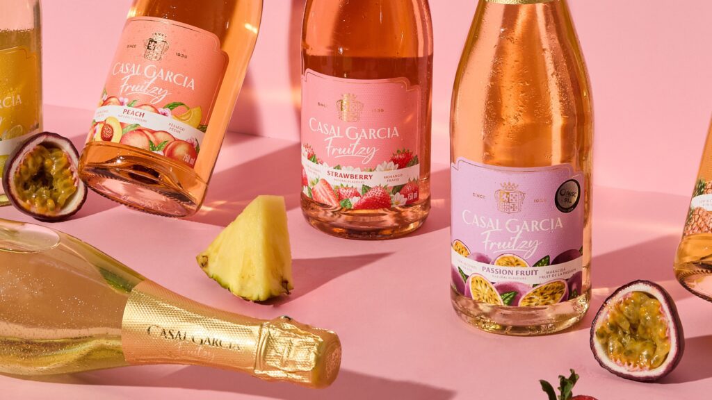 Frutas de primavera com Casal Garcia Fruitzy